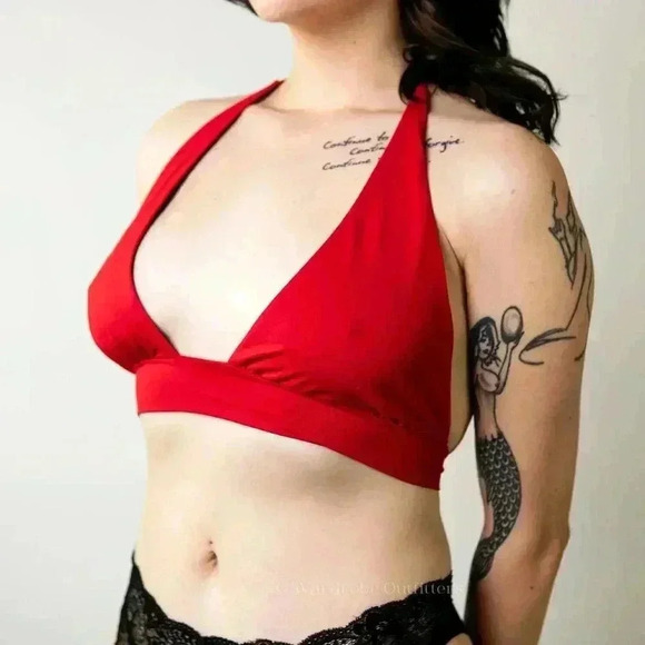 Lipstick Red Triangle Cut Bikini Top - L - Picture 1 of 6